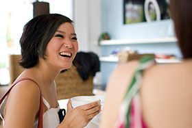 Girl-in-Coffee-Shop